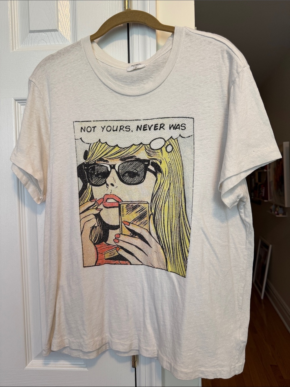 RE/DONE Graphic Pop-Art White Women’s Tee - Not Yours Never Was Size M